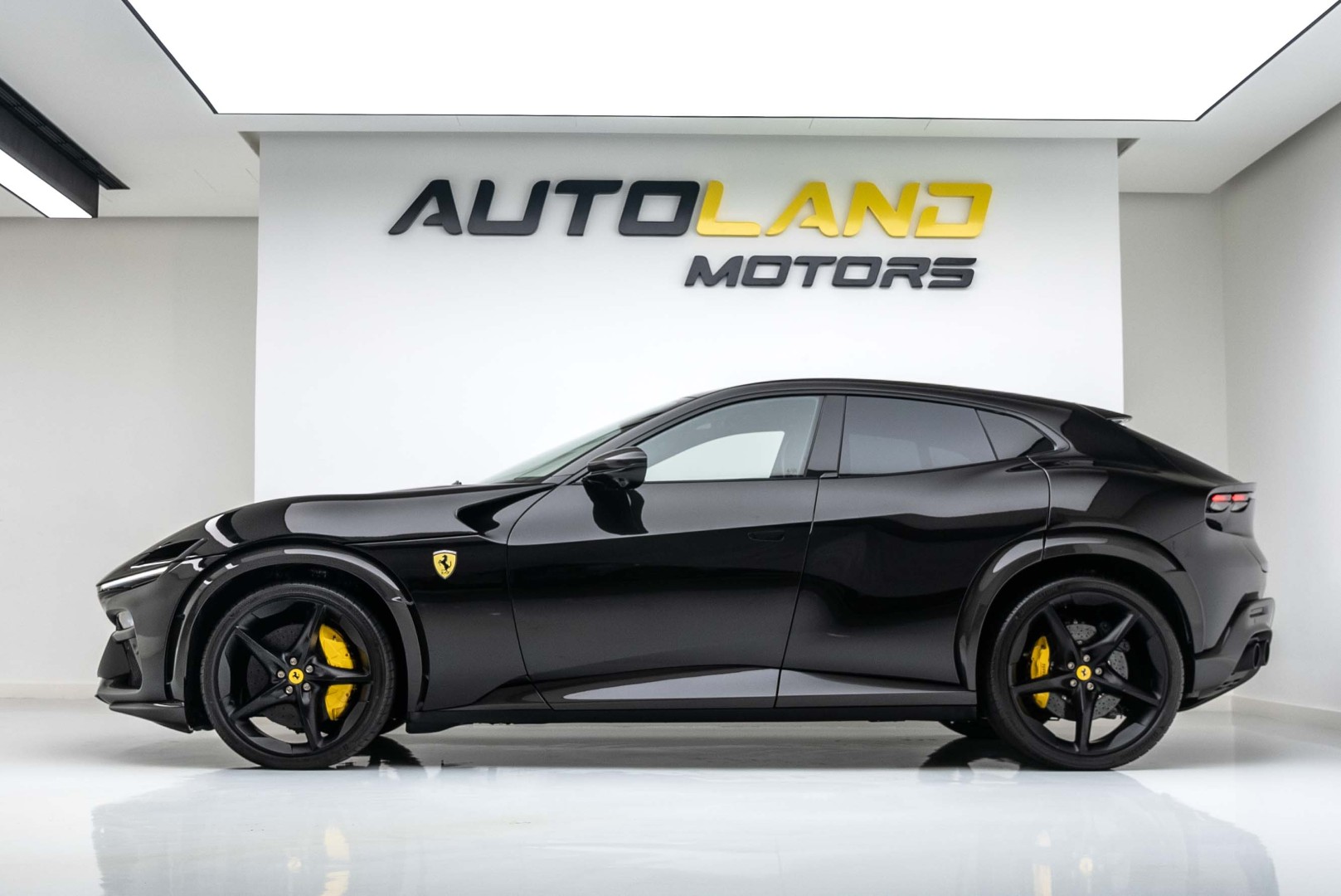 2024 FERRARI PUROSANGUE | FULL CARBON | DAYTONA BLACK | VENTILATED SEATS | SPECIAL DESIGN SEATS | HI